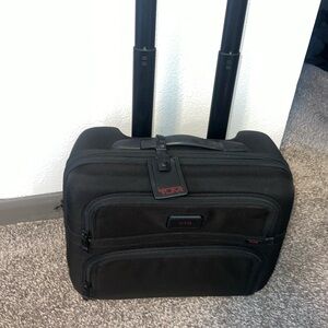 TUMI Alpha Expandable Carry-on Bag 26124DH W40.5cm H37.5cm D20.5cm Black